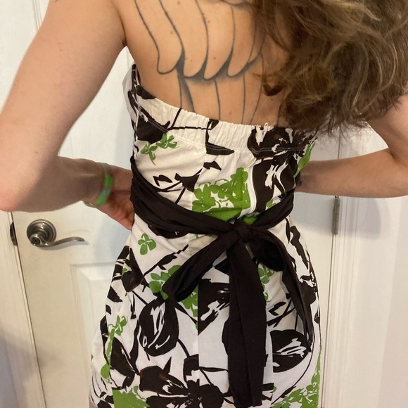 Strapless sundress womens size 7 built in bra - Picture 4 of 6